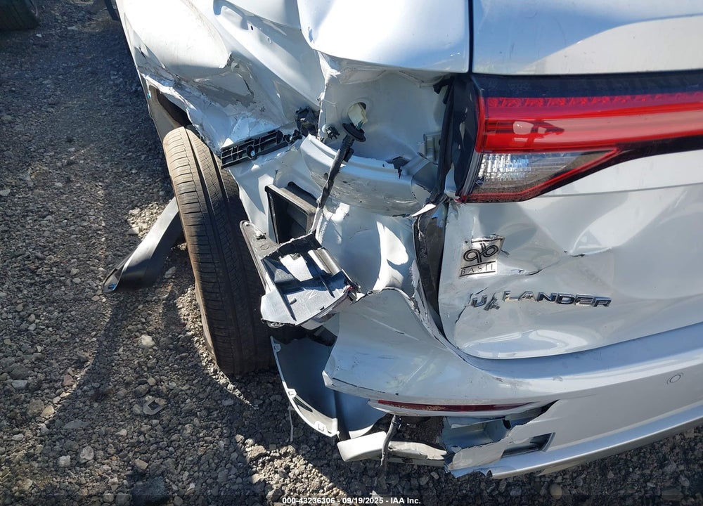 2024 MITSUBISHI OUTLANDER VIN: JA4J4WA86RZ003701