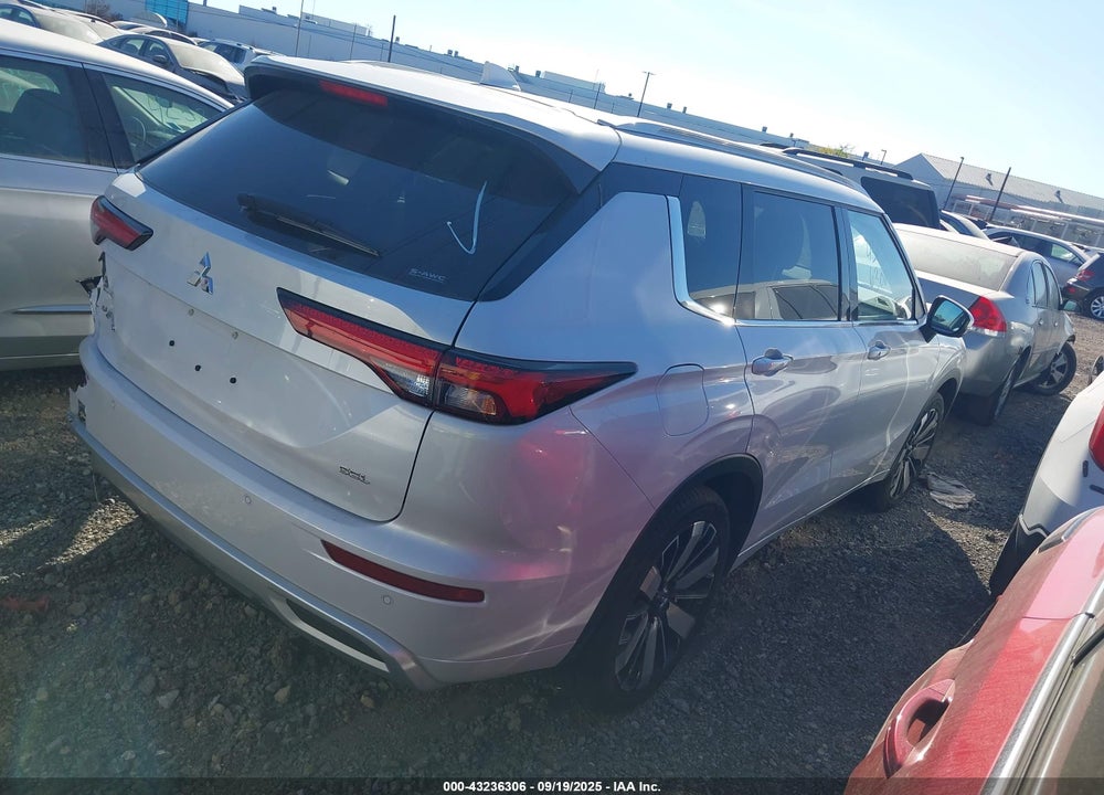 2024 MITSUBISHI OUTLANDER VIN: JA4J4WA86RZ003701