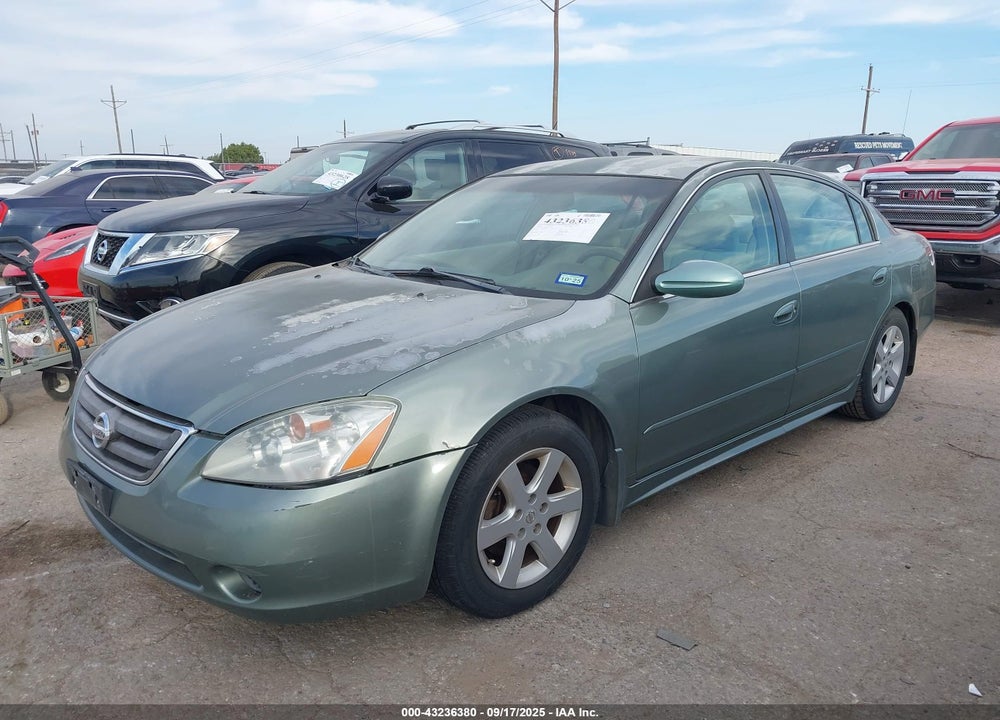 2002 NISSAN ALTIMA 2.5 S VIN: 1N4AL11D62C704472