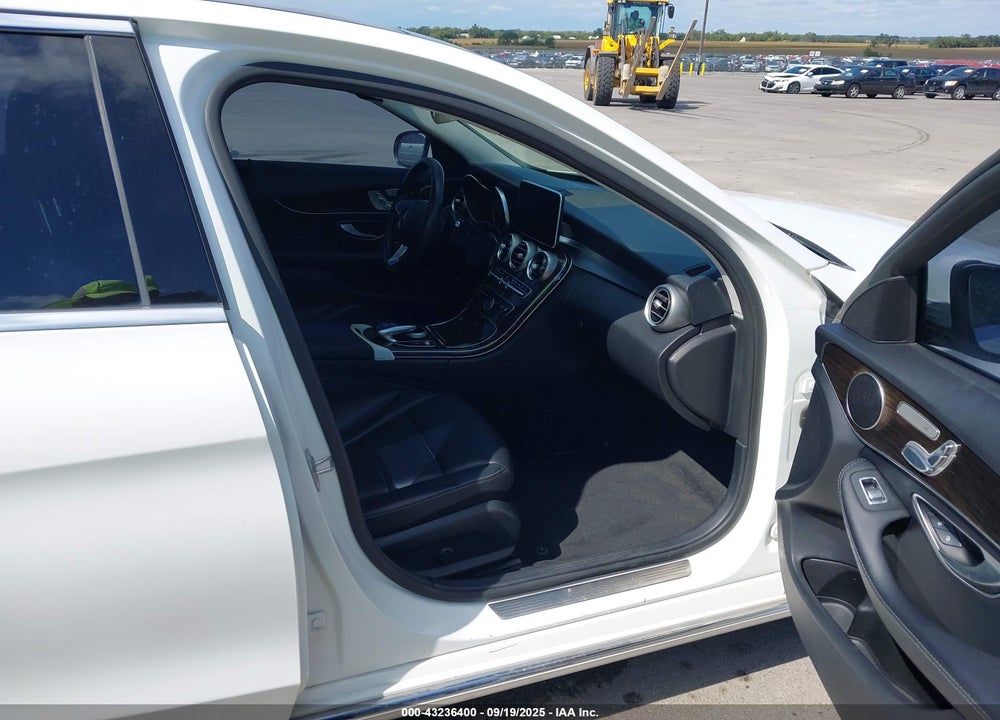 2018 MERCEDES-BENZ C 300 4MATIC VIN: 55SWF4KBXJU234842