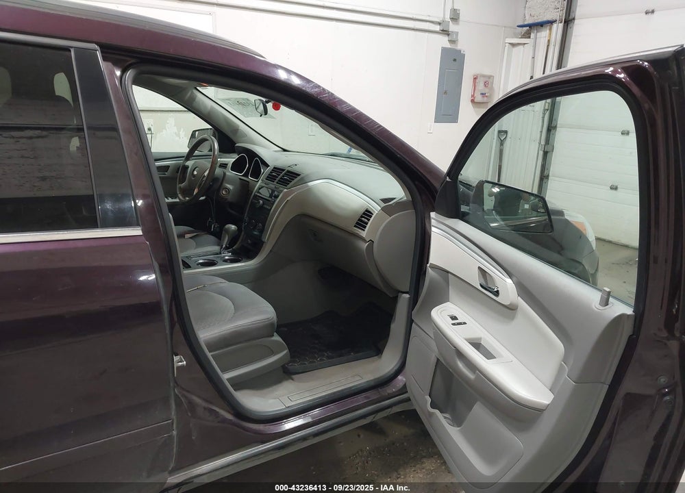 2010 CHEVROLET TRAVERSE VIN: 1GNLVFEDXAS150207