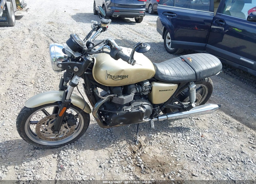 2012 TRIUMPH MOTORCYCLE BONNEVILLE VIN: SMT900K16CT497637