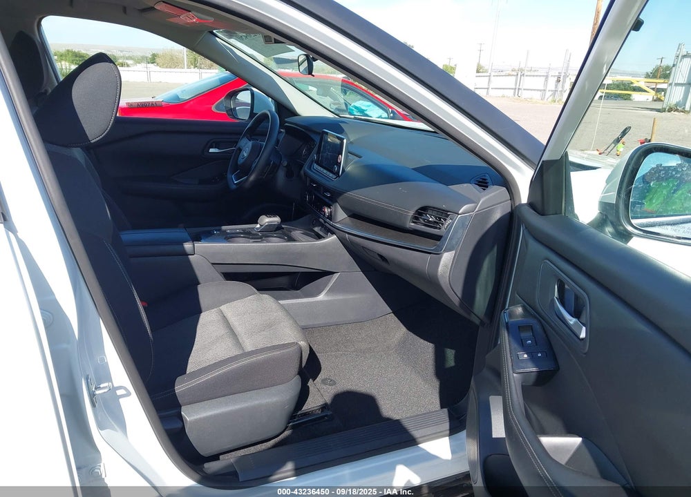 2024 NISSAN ROGUE VIN: 5N1BT3BA2RC671975