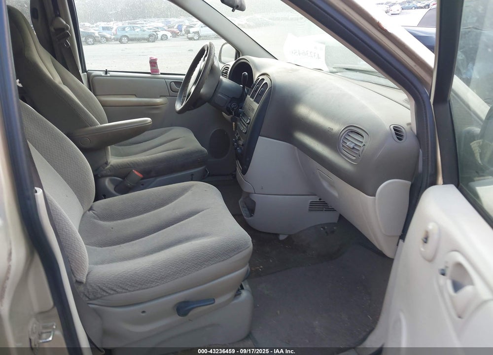 2005 DODGE GRAND CARAVAN SE VIN: 1D4GP24R05B283884
