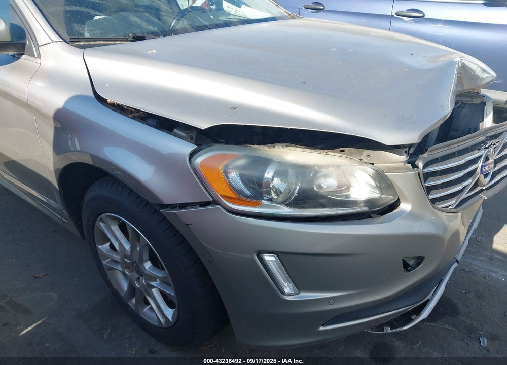 2014 VOLVO XC60 3.2 PLATINUM VIN: YV4952DZ8E2526494