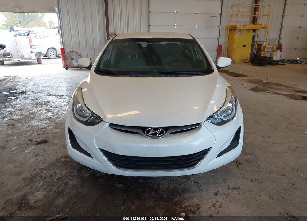 2015 HYUNDAI ELANTRA VIN: 5NPDH4AE9FH557934