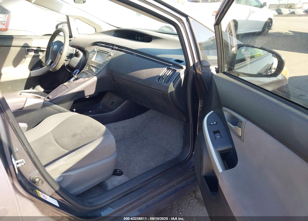 2013 TOYOTA PRIUS VIN: JTDKN3DU7D1675708