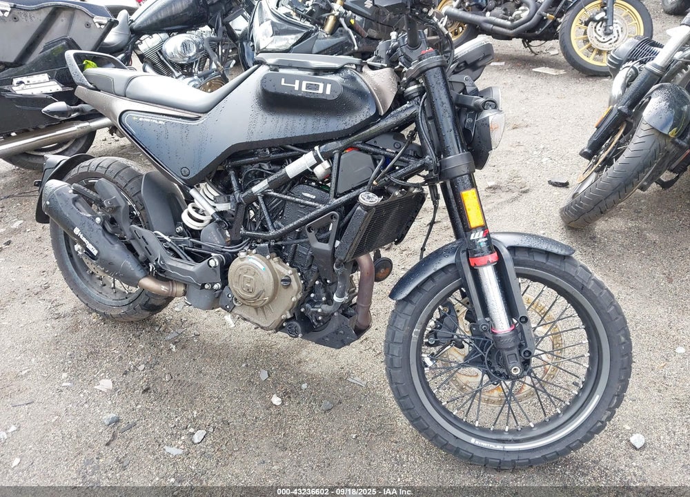 2023 HUSQVARNA VITPILEN 401/SVARTPILEN 401 VIN: MD2JUJ406PC227334