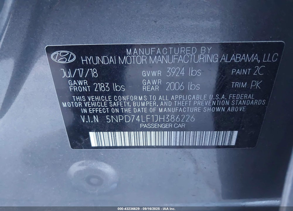 2018 HYUNDAI ELANTRA VIN: 5NPD74LF1JH386226