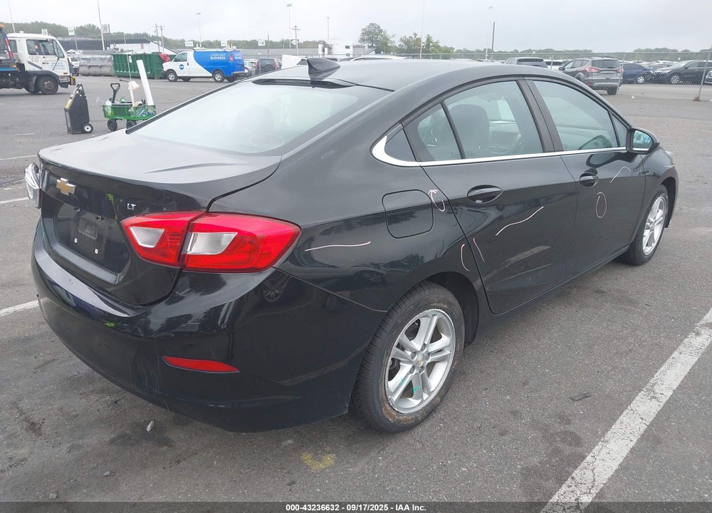2018 CHEVROLET CRUZE LT AUTO VIN: 1G1BE5SM9J7119528