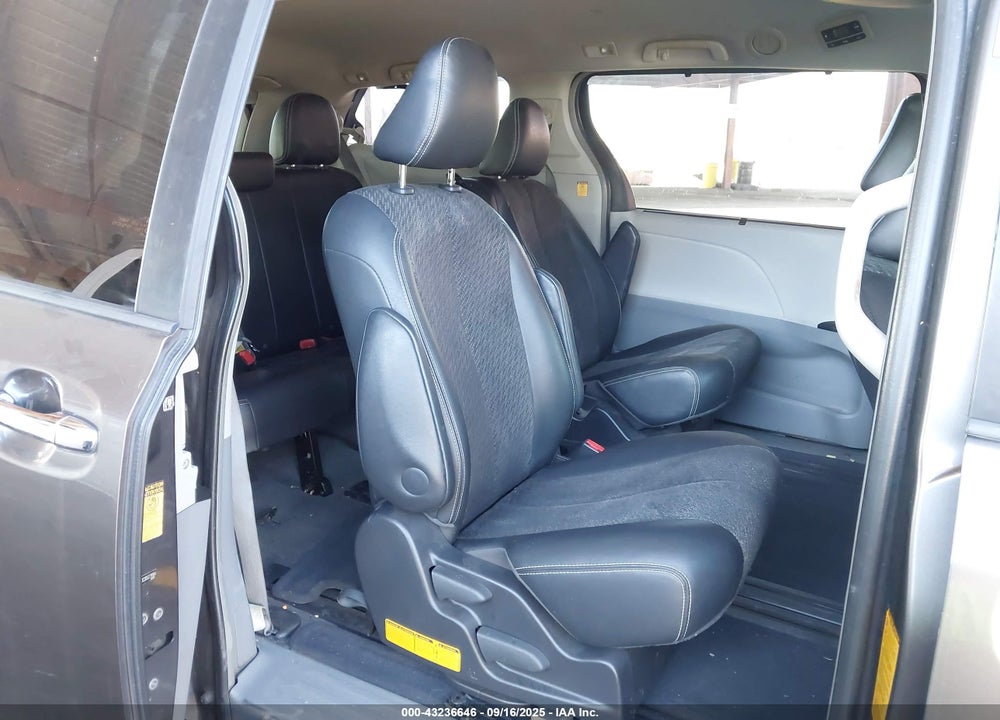 2013 TOYOTA SIENNA VIN: 5TDXK3DC2DS279954