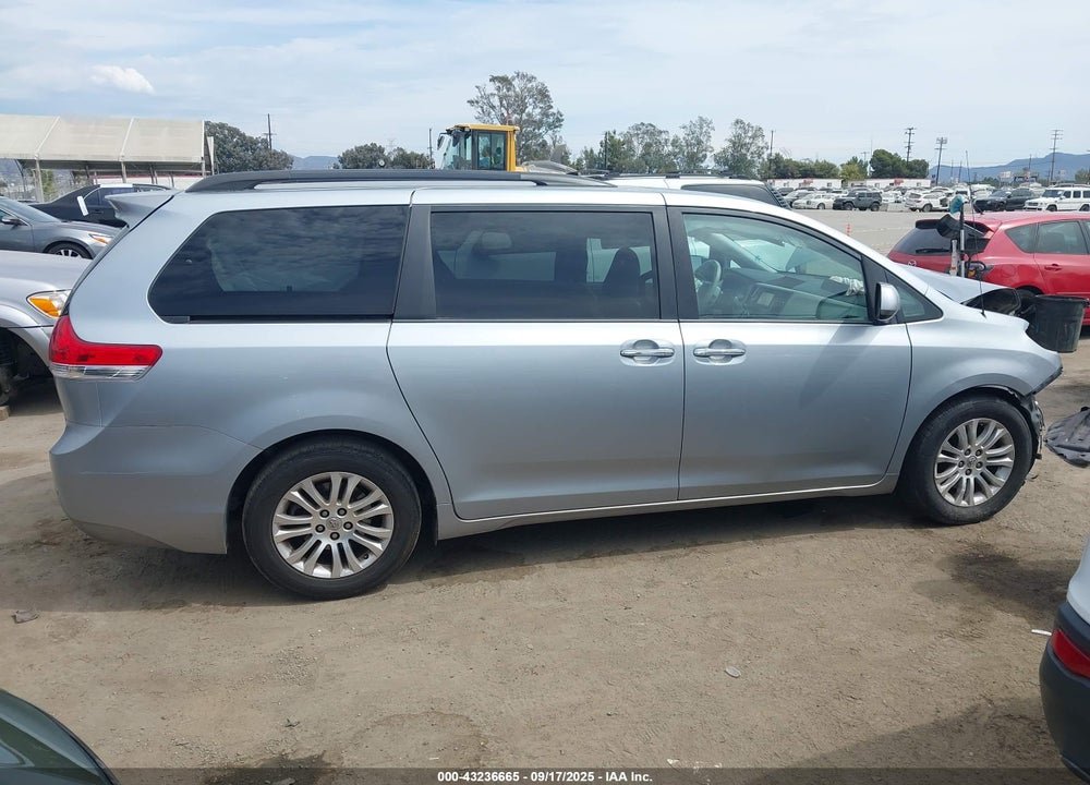 2014 TOYOTA SIENNA VIN: 5TDYK3DC7ES510692