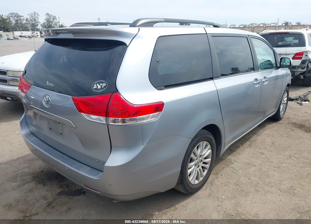 2014 TOYOTA SIENNA VIN: 5TDYK3DC7ES510692