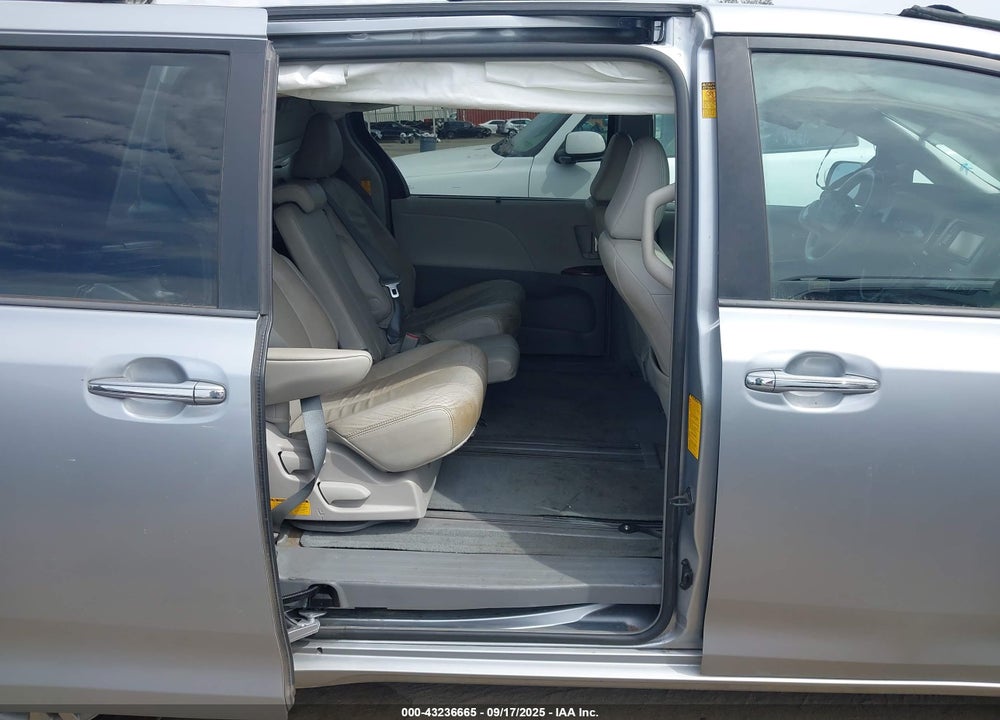 2014 TOYOTA SIENNA VIN: 5TDYK3DC7ES510692