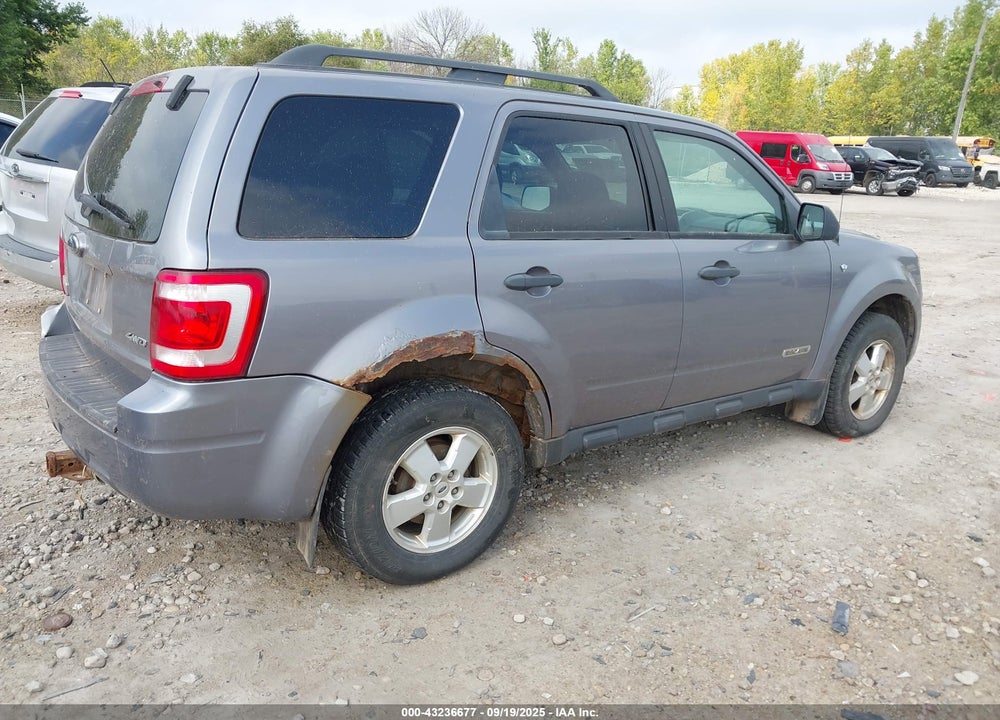 2008 FORD ESCAPE VIN: 1FMCU93108KB07913
