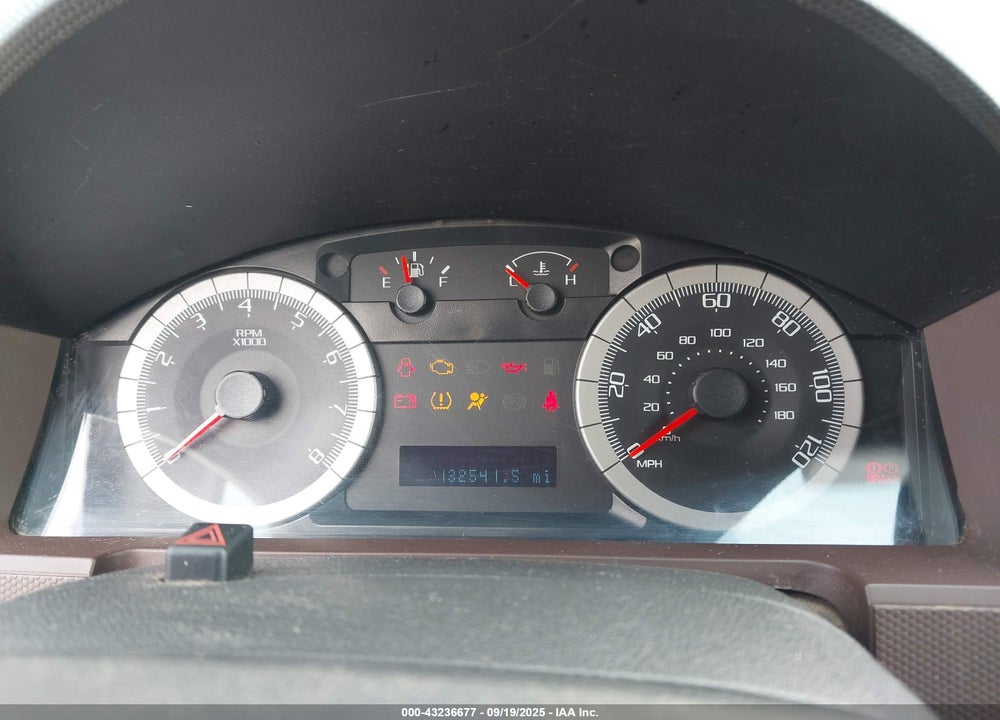 2008 FORD ESCAPE VIN: 1FMCU93108KB07913