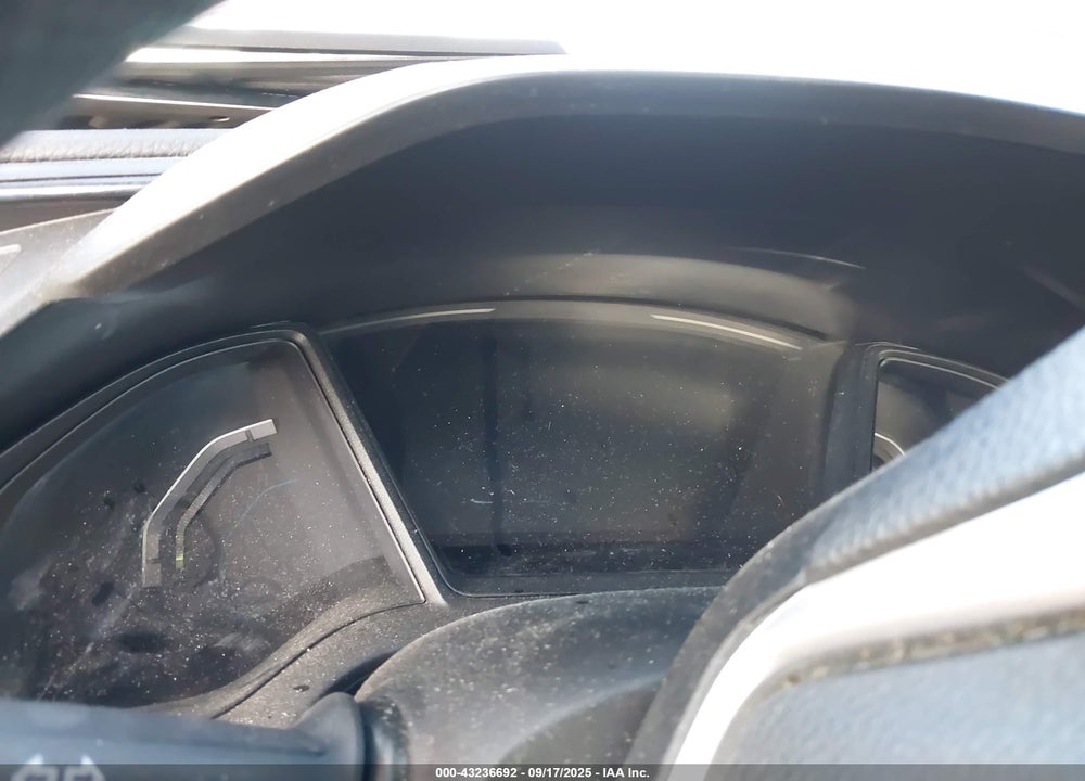 2019 HONDA CIVIC LX VIN: 19XFC2F66KE205020