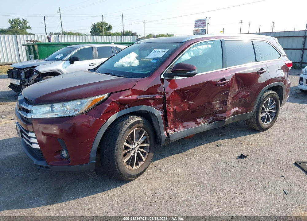 2019 TOYOTA HIGHLANDER XLE VIN: 5TDKZRFH0KS353399