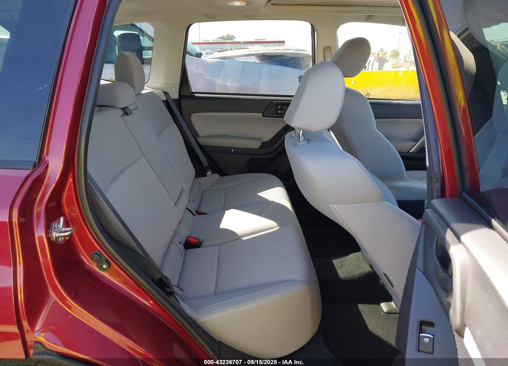 2018 SUBARU FORESTER VIN: JF2SJAECXJH459586