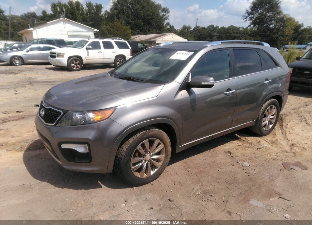 2013 KIA SORENTO VIN: 5XYKW4A26DG410087