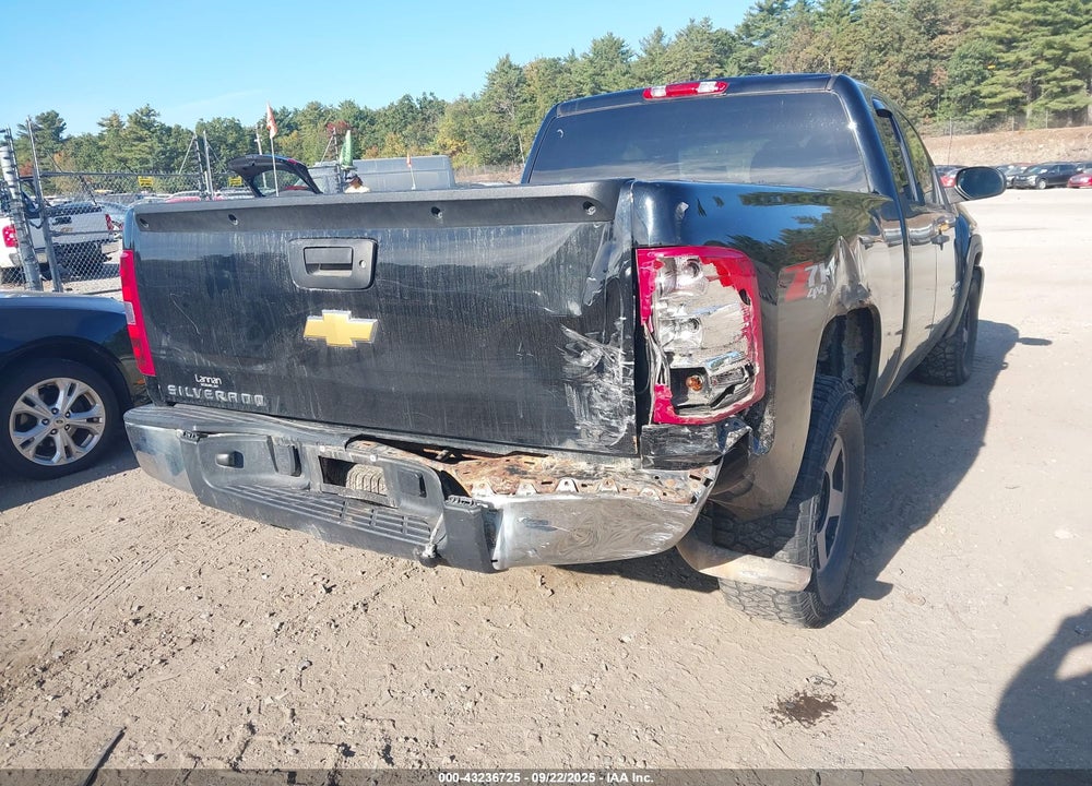 2013 CHEVROLET SILVERADO 1500 LT VIN: 1GCRKSE78DZ361027