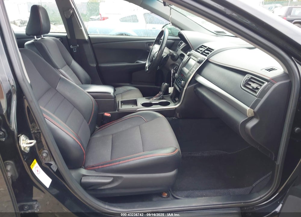 2016 TOYOTA CAMRY SE VIN: 4T1BF1FK6GU187653