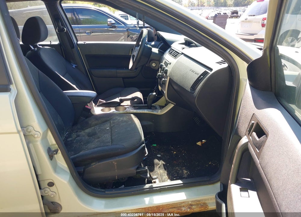 2011 FORD FOCUS VIN: 1FAHP3FN0BW162865