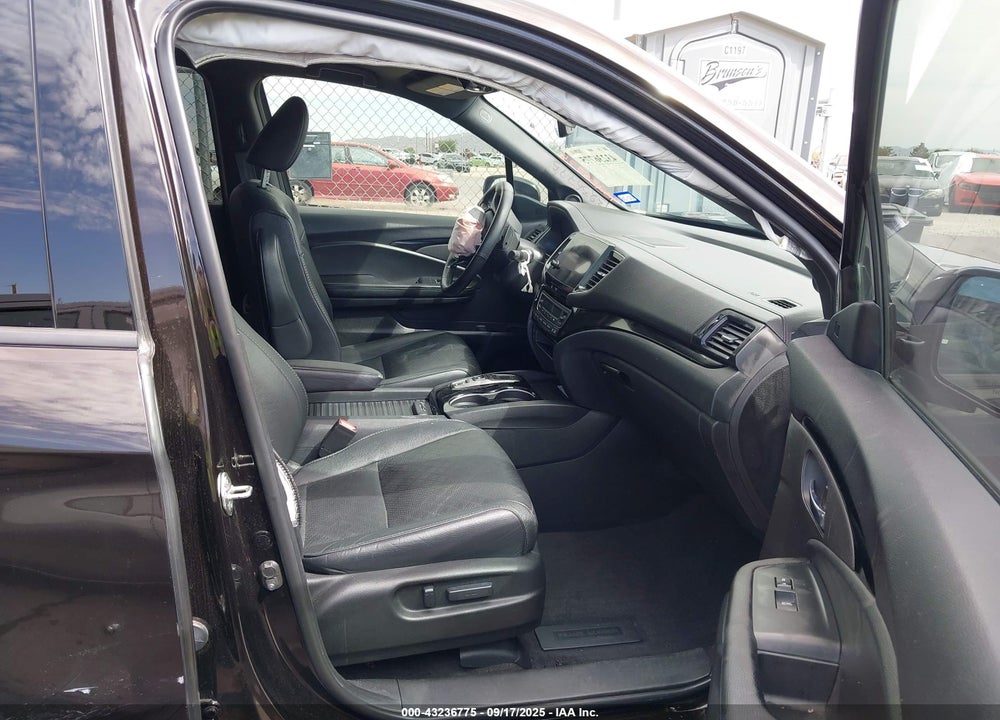 2020 HONDA PASSPORT AWD ELITE VIN: 5FNYF8H00LB003152