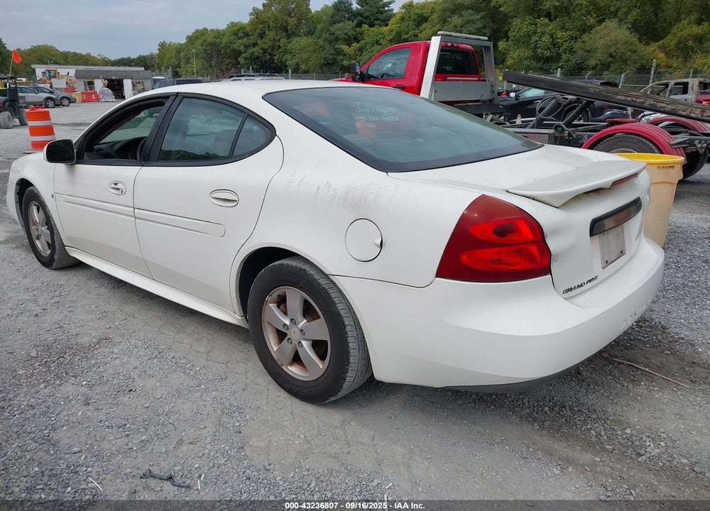 2008 PONTIAC GRAND PRIX VIN: 2G2WP552581132897