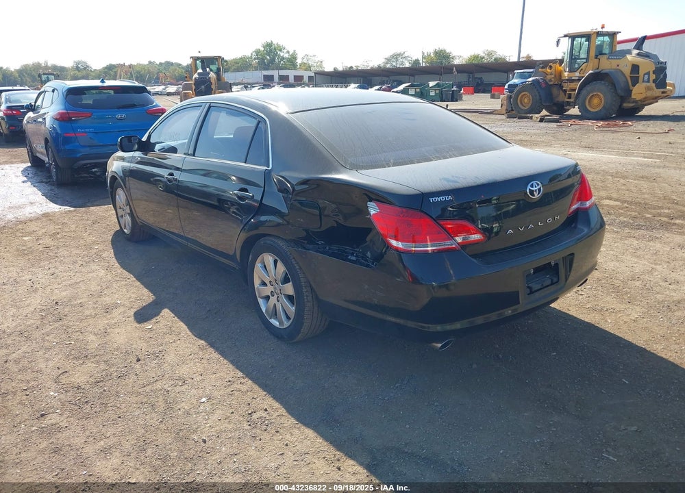 2005 TOYOTA AVALON XLS VIN: 4T1BK36B25U039018