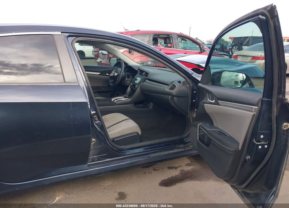 2017 HONDA CIVIC VIN: 19XFC2F50HE015665