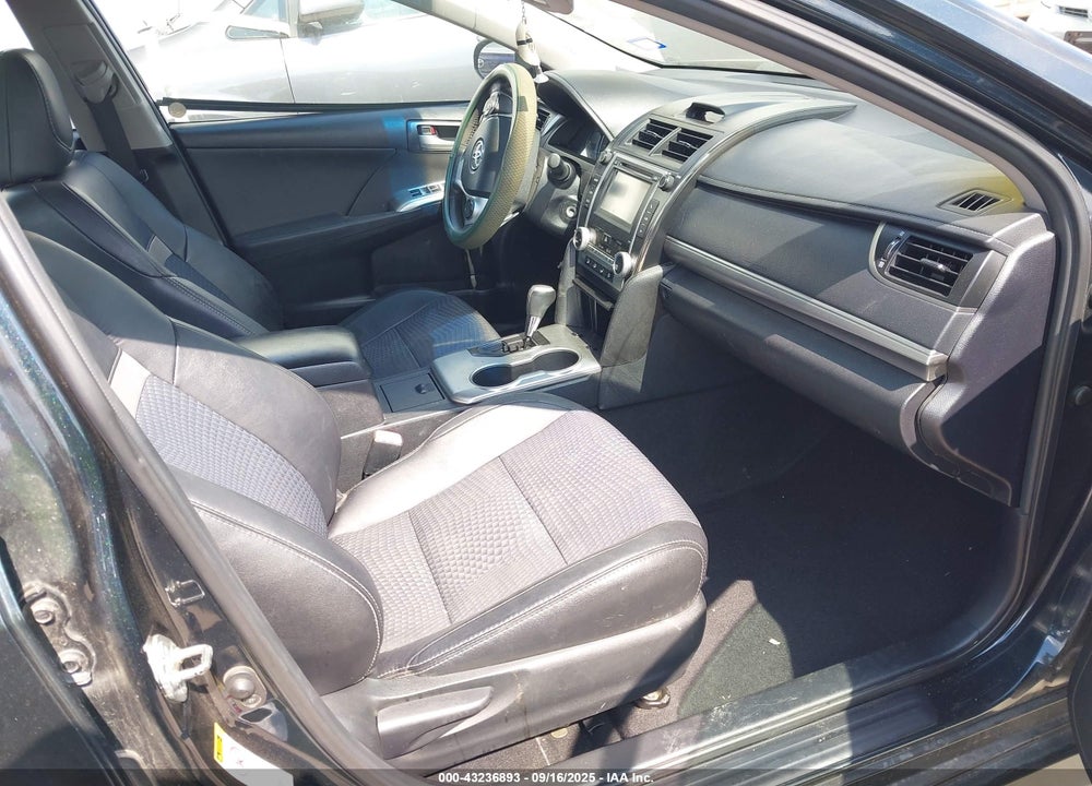 2013 TOYOTA CAMRY SE VIN: 4T1BF1FK3DU694442