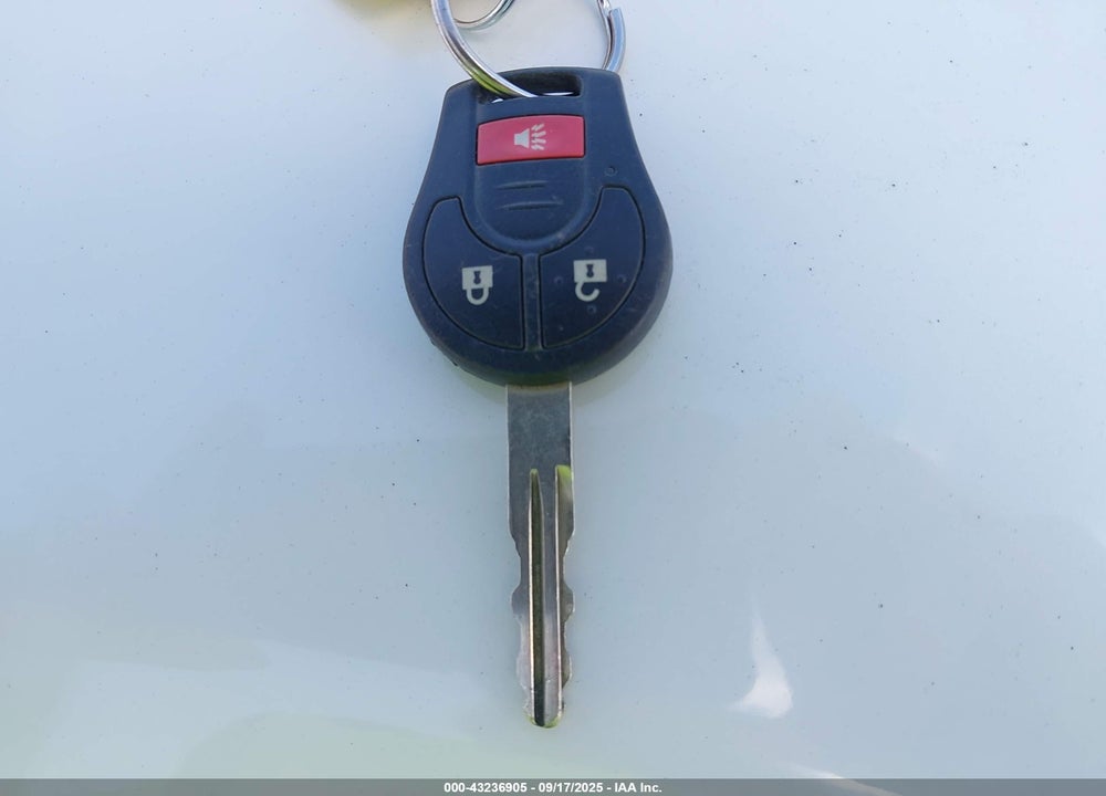 2014 NISSAN ROGUE VIN: JN8AS5MT3EW102532