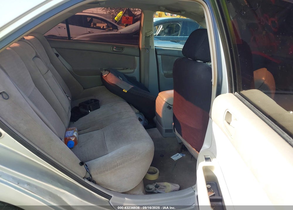 2003 TOYOTA CAMRY LE VIN: JTDBE32K930239982