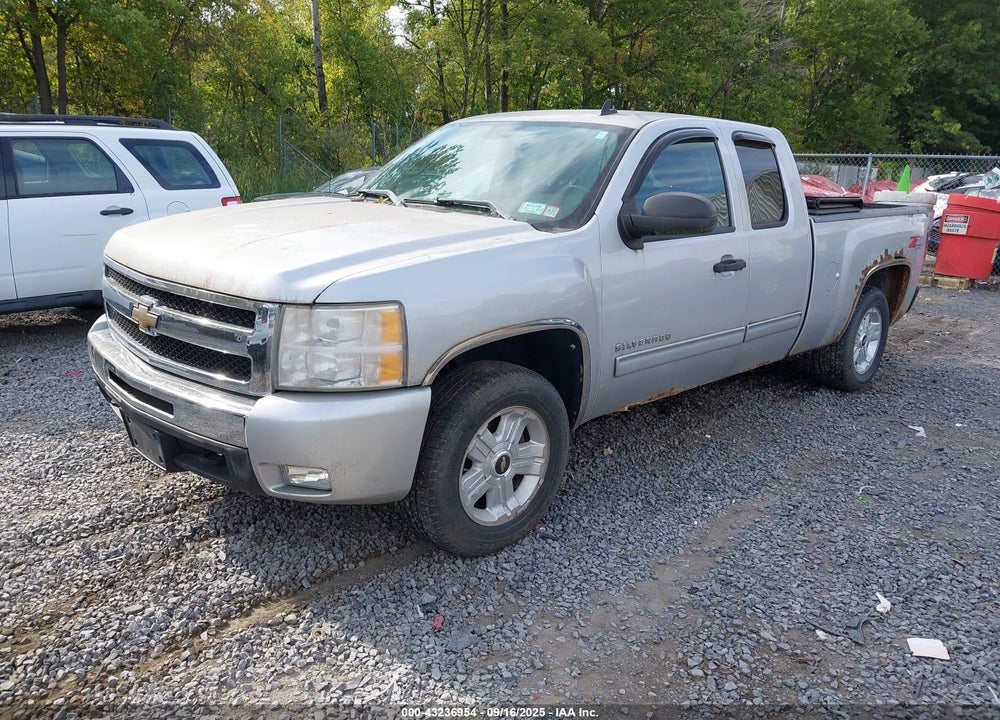 2010 CHEVROLET SILVERADO 1500 VIN: 1GCSKSE39AZ185552
