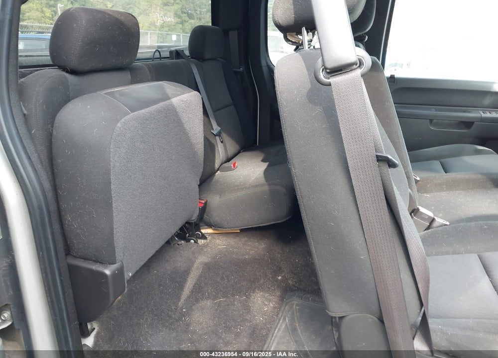 2010 CHEVROLET SILVERADO 1500 VIN: 1GCSKSE39AZ185552