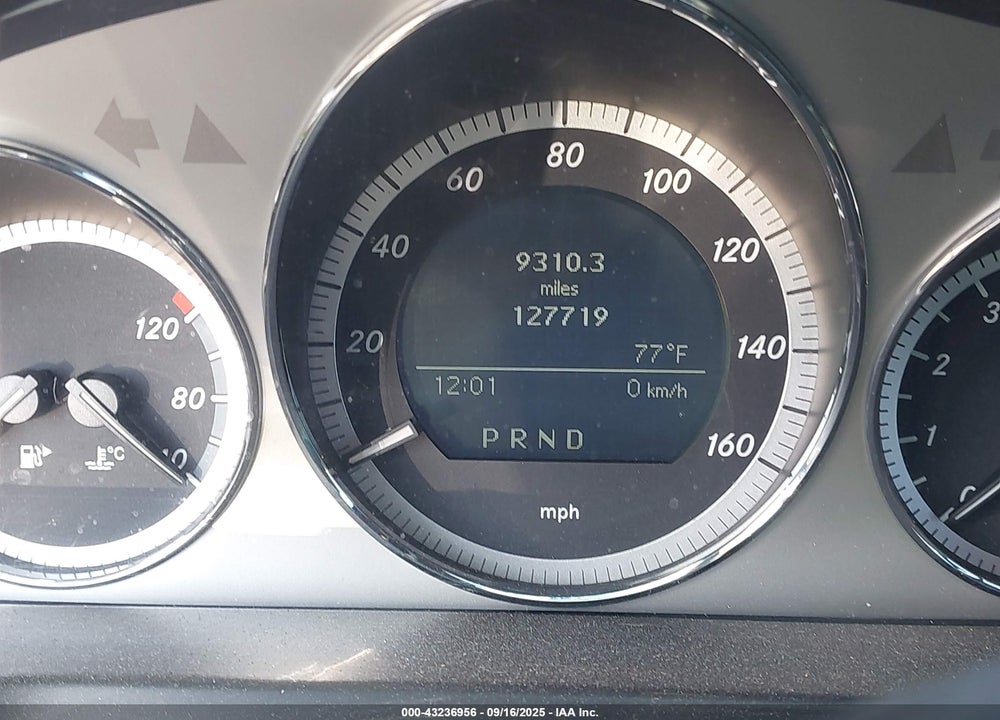 2009 MERCEDES-BENZ C CLASS VIN: WDDGF56X19F210296