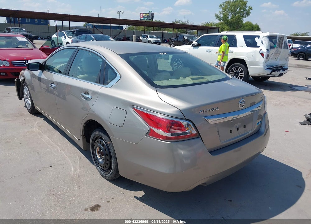 2014 NISSAN ALTIMA 2.5 S VIN: 1N4AL3AP4EN238670