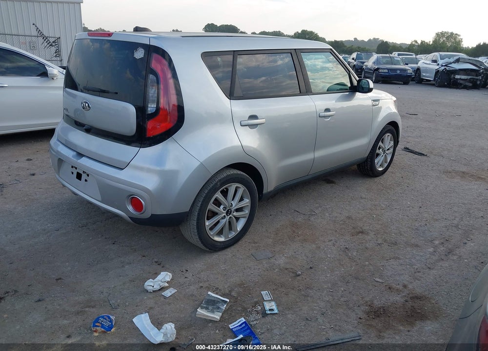 2018 KIA SOUL VIN: KNDJP3A51J7612065