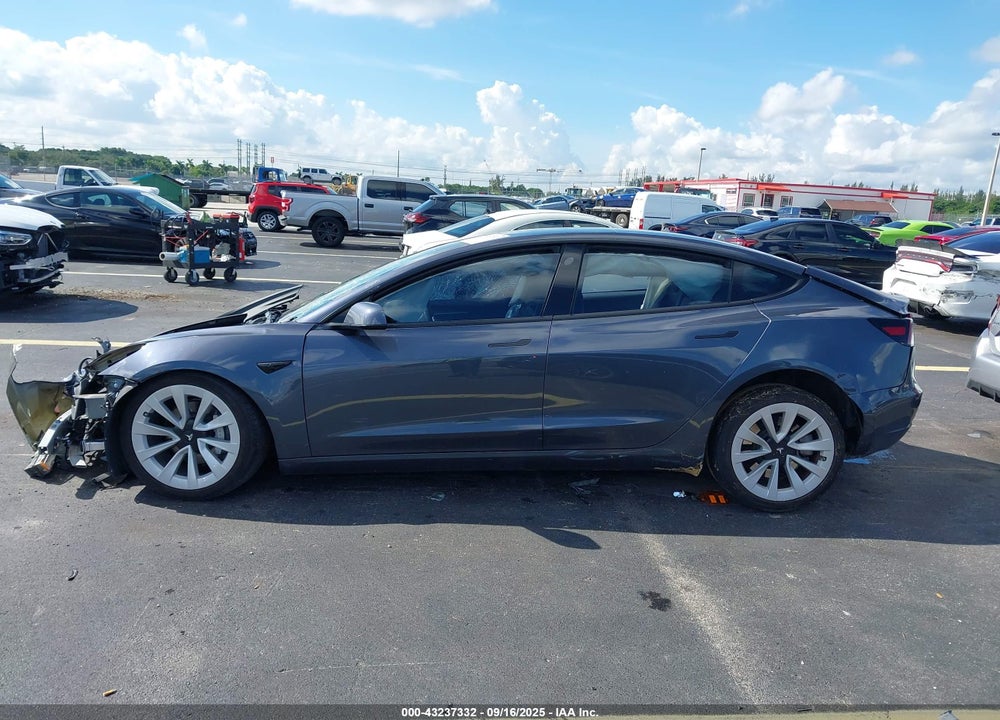 2023 TESLA MODEL 3 VIN: 5YJ3E1EAXPF462938