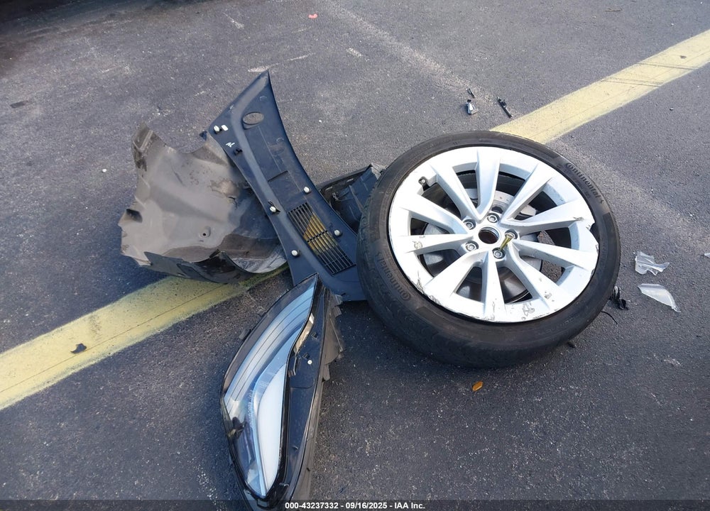 2023 TESLA MODEL 3 VIN: 5YJ3E1EAXPF462938