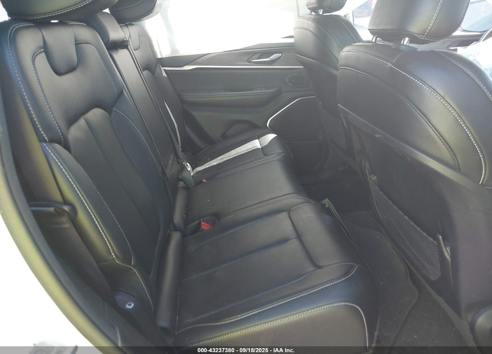 2022 JEEP GRAND CHEROKEE VIN: 1C4RJYB69N8756200
