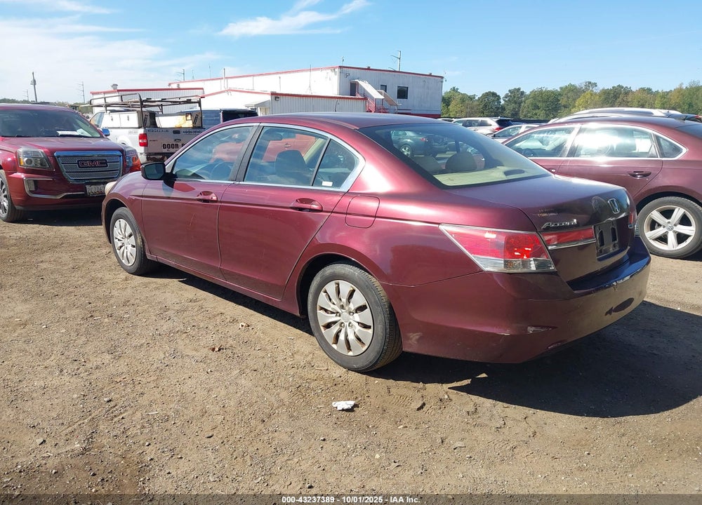 2011 HONDA ACCORD VIN: 1HGCP2F35BA016117