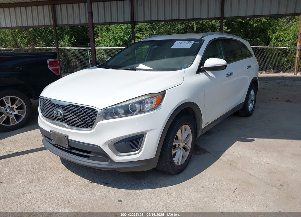 2016 KIA SORENTO 2.4L LX VIN: 5XYPGDA38GG059280