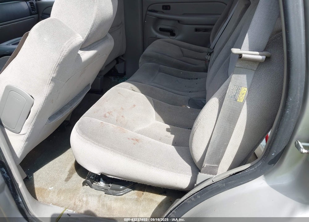2004 GMC YUKON SLE VIN: 1GKEC13Z94R273666