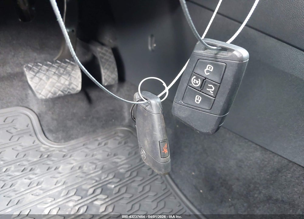 2025 VOLKSWAGEN JETTA 1.5T SE VIN: 3VW7X7BU0SM056228