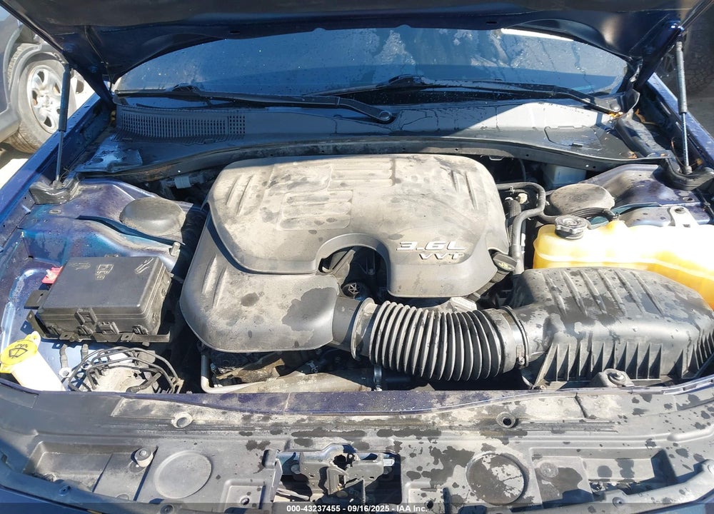 2017 CHRYSLER 300 VIN: 2C3CCARG6HH591845
