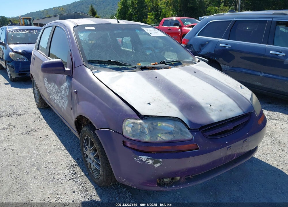 2005 CHEVROLET AVEO LS VIN: KL1TD62635B301905