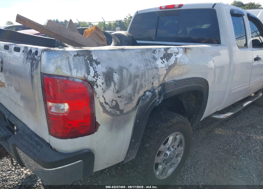 2013 CHEVROLET SILVERADO 2500HD LT VIN: 1GC2KXCG0DZ142306
