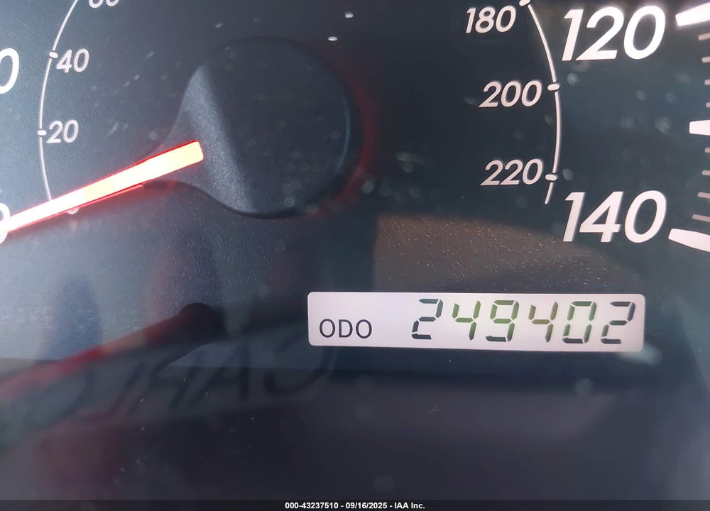 2005 TOYOTA CAMRY LE VIN: 4T1BE32KX5U614253